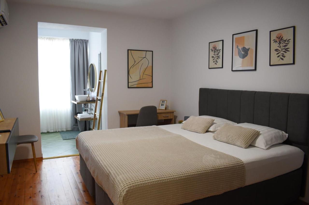 Feels Like Home Studio Apartments - Flh Albania Tirana Kültér fotó